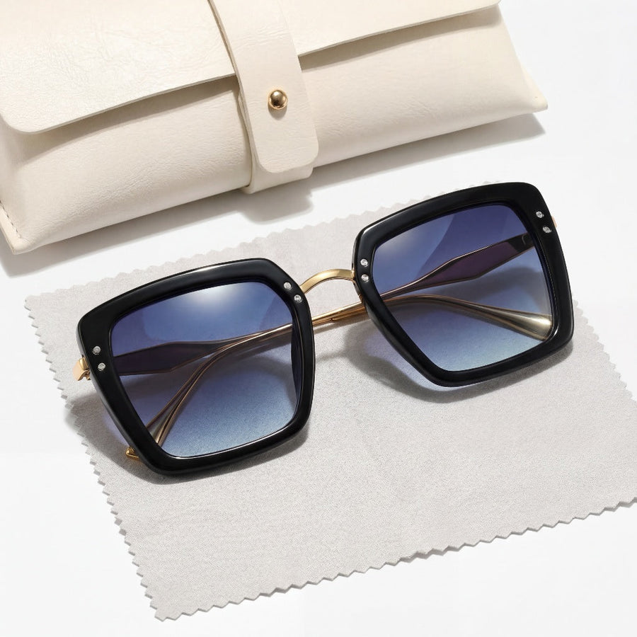 Aviator Viora