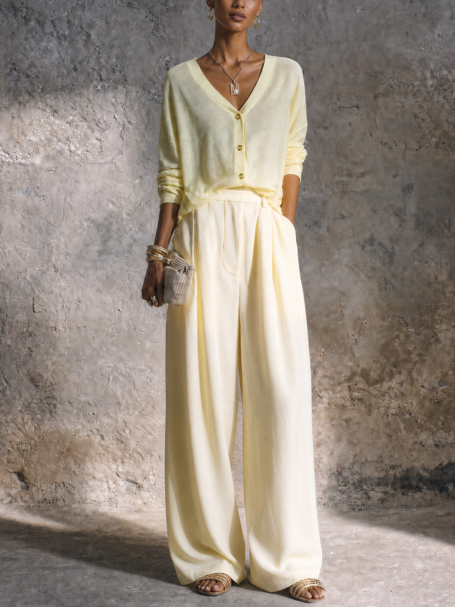 Mia V Neck Set