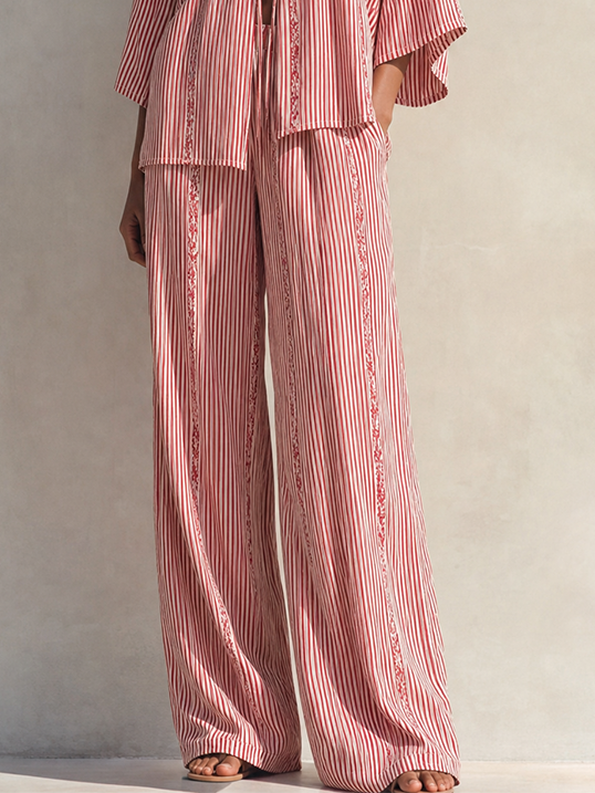 Scarlett V-Neck Set